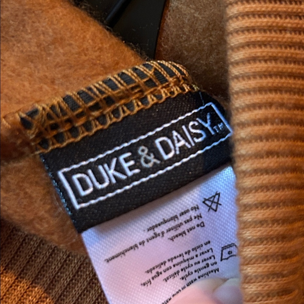 DUKE & DAISY ‘Barkin’ Outdoor Adventure’ Fleece Hoodie - Picture 10 of 12